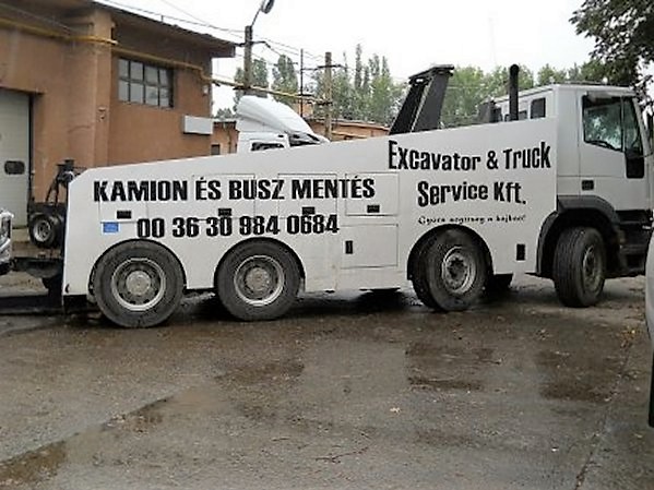 Kamion s Busz Ments