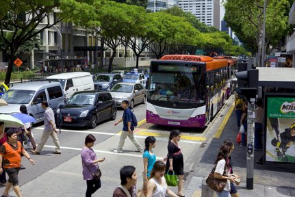 Scania vrosi busz Szingapur