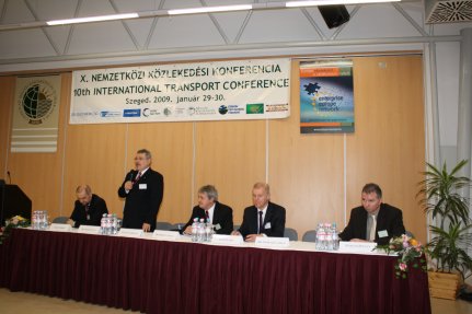 X. nemzetk�zi k�zleked�si konferencia Szeged